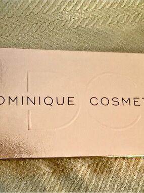 Dominique Cosmetics Rose Gold Shimmer Eyeshadow Palette
